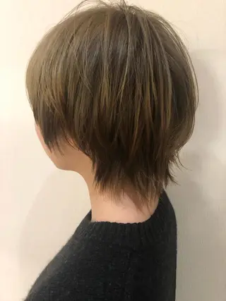 ショート カラー 相原 美咲のヘアスタイル