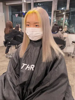 セミロング カラー パーマ ヘアアレンジ メンズ キッズ ネイル マツエク・マツパ アイブロウ 透明感カラー・レイヤ ー🎀amika🎀のヘアスタイル