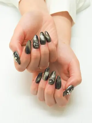 ネイル Hisaka Mikiのネイルデザイン