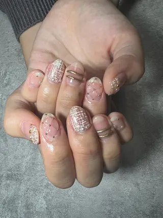 ネイル Lis10 表参道 マグネット🤍MAIのネイルデザイン