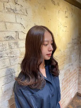 ロング luce所属・千代 夏輝のヘアスタイル