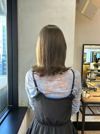 セミロング カラー otoha✳︎ くすみカラーのヘアスタイル