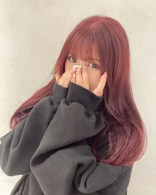 ロング カラー ヘアアレンジ 耳つぼ屋さん ‎🤍りりのヘアスタイル