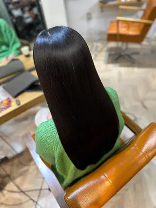 ロング she2　shinjuku所属・髪質改善/美髪矯正 和田響のヘアスタイル