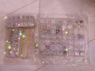 ネイル CLAIRE 〚クレア〛のネイルデザイン