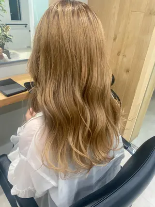 ロング カラー noa/ 渋谷のヘアスタイル
