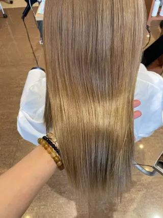 カラー 仙石 愛のヘアスタイル