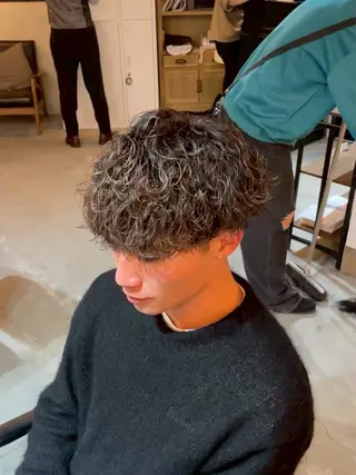 ミディアム カラー メンズ 🇰🇷メンズサロン DIO金井蒔士のヘアスタイル