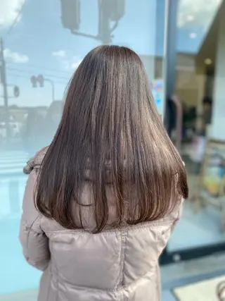 ロング 横手 亜紀のヘアスタイル