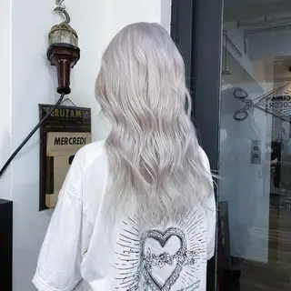 ロング カラー ハイトーンカラー ⭐️NAZUNAのヘアスタイル