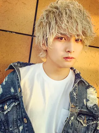 ショート カラー パーマ メンズ Lond jeloud 名古屋所属・髪質改善 の達人/杉原碧仁のヘアスタイル