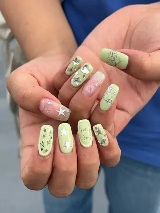 ネイル 🤎Two ERI🤎のネイルデザイン