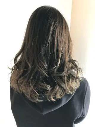 ミディアム カラー OFF YUYAのヘアスタイル