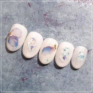 ネイル 山田 麻衣のネイルデザイン