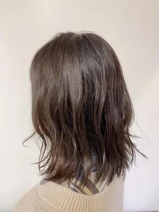 ミディアム カラー 鈴木 明花のヘアスタイル