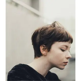 ショート 内田 海香のヘアスタイル