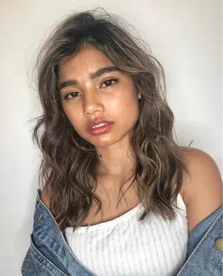 セミロング カラー salowin 原宿 aroa所属・韓国／ハッシュカット ／透明感カラー／金野のヘアスタイル