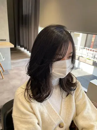 セミロング 韓国風/オシャレ /縮毛矯正/滝口琴未のヘアスタイル