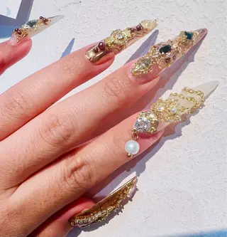 ネイル リボン、ガーリー パーツ放題専門店のネイルデザイン