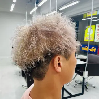ショート カラー パーマ メンズ メンズカット特化✂︎ SHINGO 本厚木のヘアスタイル
