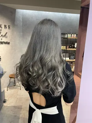 ロング Cielro【 シェイロ 】所属・Cielro/ダブル カラー/西田咲希のヘアスタイル