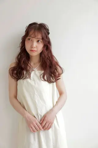 カラー 束感まつぱ🥑🤍 NATUKI🤍のマツエク・マツパデザイン