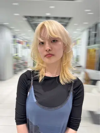 セミロング カラー 須佐美 悠仁のヘアスタイル