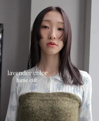 セミロング ウシロダ メグミのヘアスタイル