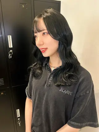 セミロング NAHO 🩵 透明感カラー🫧のヘアスタイル