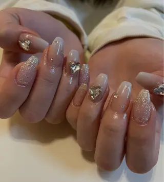 ネイル Nailsalon Olu所属・ネイリスト Nanaのネイルデザイン
