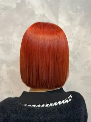 ショート カラー ヒヨシ ルナのヘアスタイル