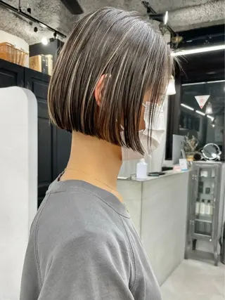 カラー ブリーチ/推しカラー Hanaのヘアスタイル