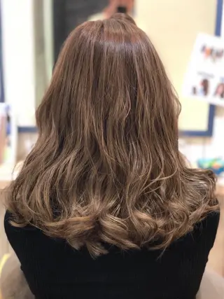 ロング カラー ✂️髪質改善 kane✂️のヘアスタイル
