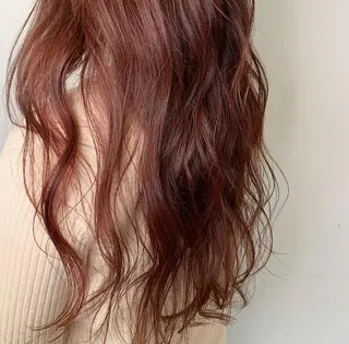 ロング カラー 小森 衣純のヘアスタイル