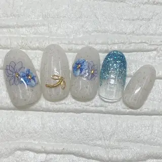 ネイル Nail salon Honey Beeのネイルデザイン