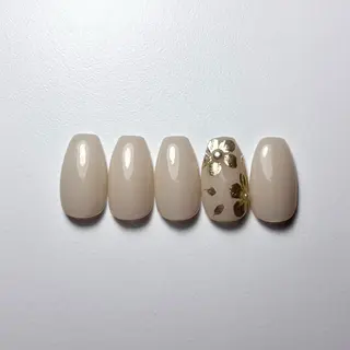 ネイル Ange Blanc所属・akina ¨̮⃝のネイルデザイン