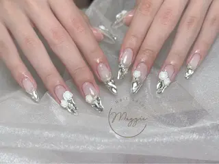 ネイル Maggie Nail🦩のネイルデザイン