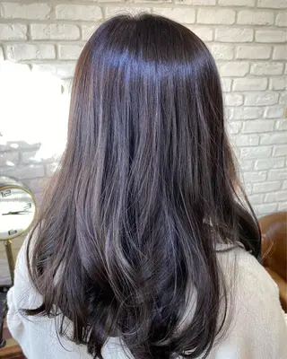 ミディアム カラー 村上 真依子のヘアスタイル