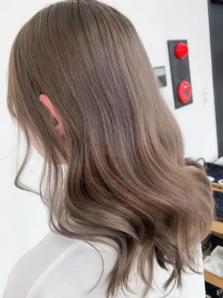 ロング 🥇近藤 恭輔🥇 Recharme新保のヘアスタイル