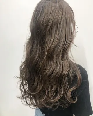 ロング カラー ヘアアレンジ 【公式】amble luxe池袋東口🩷のヘアスタイル