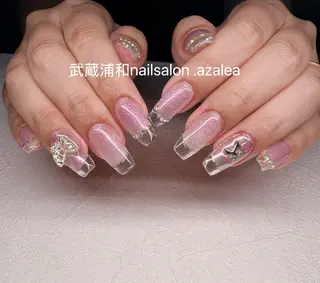 ネイル R inのネイルデザイン