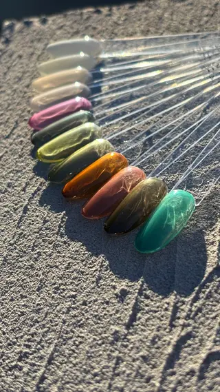 ネイル nalu  nail 神立店所属・岩淵 かえでのネイルデザイン