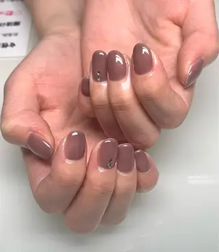 ネイル Leonie やまざきのネイルデザイン