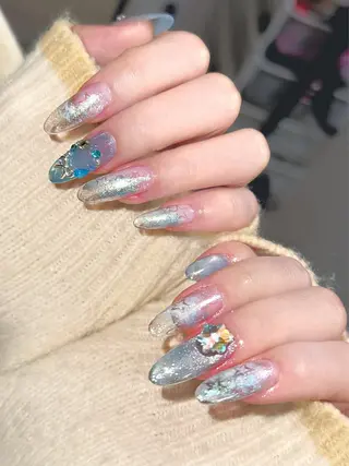 ネイル LI XINLUのネイルデザイン