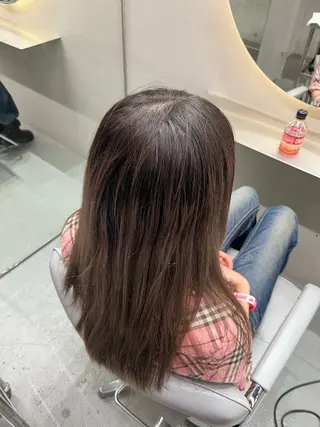 セミロング カラー ヘアアレンジ 原宿・デザインカラー YUI🤍ྀིのヘアスタイル