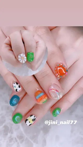 ネイル JINI NAIL所属・ジニ ネイルのネイルデザイン