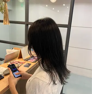 ロング カラー Neale. ユメのヘアスタイル