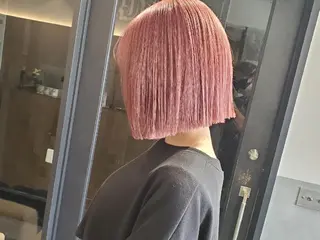 ミディアム ✨本日空きあります✨ 遠田コウヘイ🌟のヘアスタイル