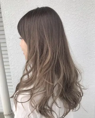 セミロング カラー レイヤーカット匠 イソザキノリユキのヘアスタイル