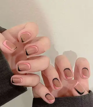 ネイル Oomiya 服部のネイルデザイン